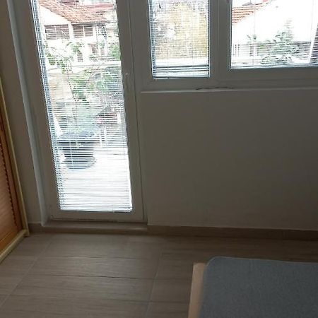 Sunny Apartment Скопие Екстериор снимка