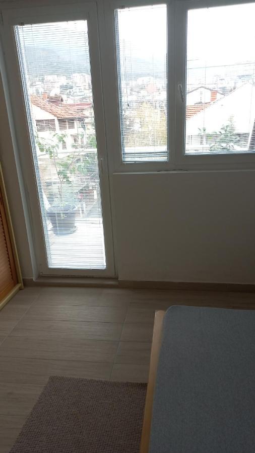 Sunny Apartment Скопие Екстериор снимка